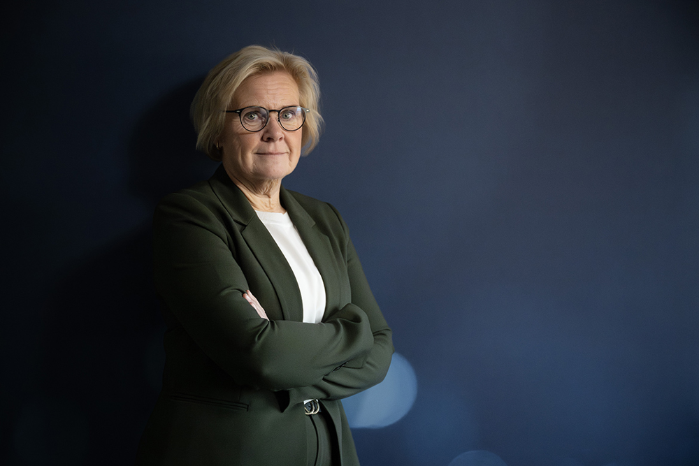 Porträttbild på Petra Lundh.