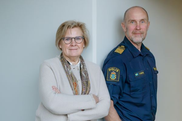 Petra Lundh och Stefan Hector, rikspolischef och biträdande rikspolischef. Foto.