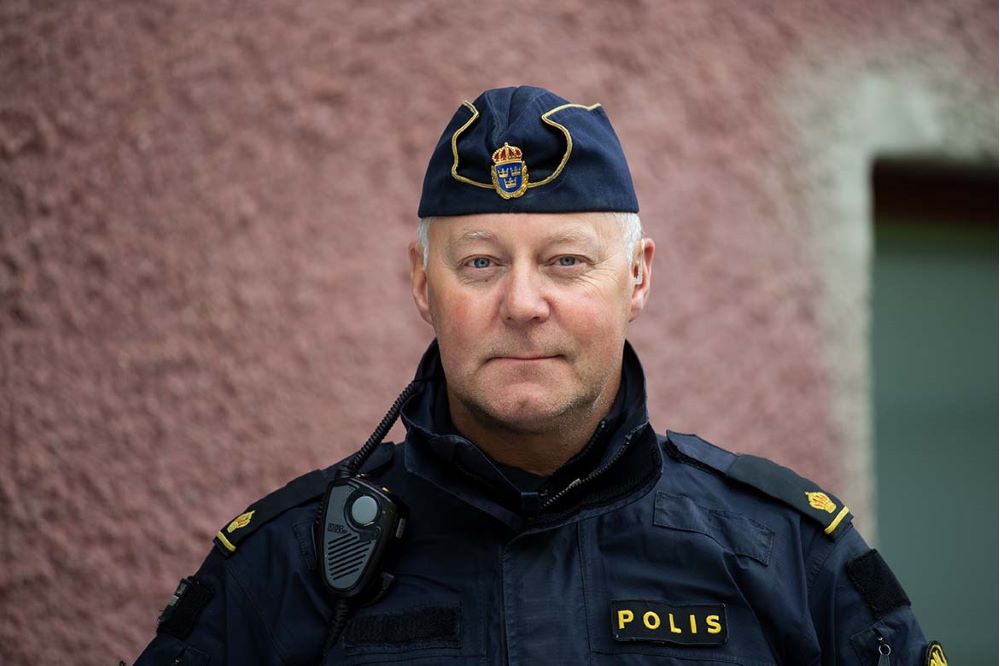 Polisen Lars Olsson, LPO Jämtland Härjedalen. Foto.